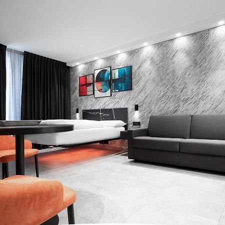 Adv Home - Exclusive Rooms โบลซาโน ภายนอก รูปภาพ
