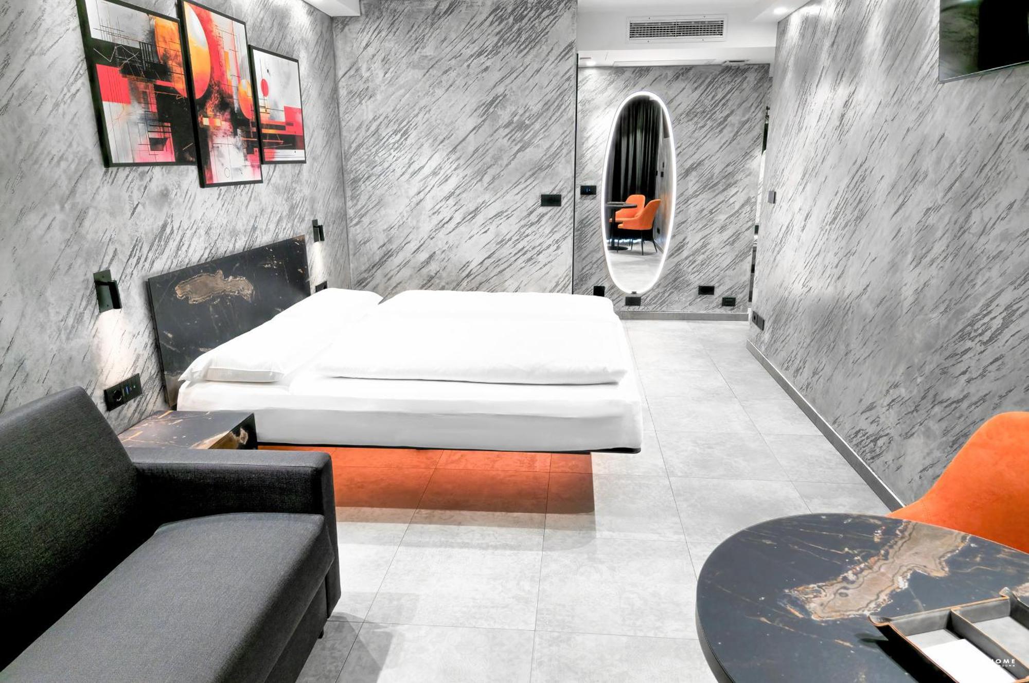 Adv Home - Exclusive Rooms โบลซาโน ภายนอก รูปภาพ